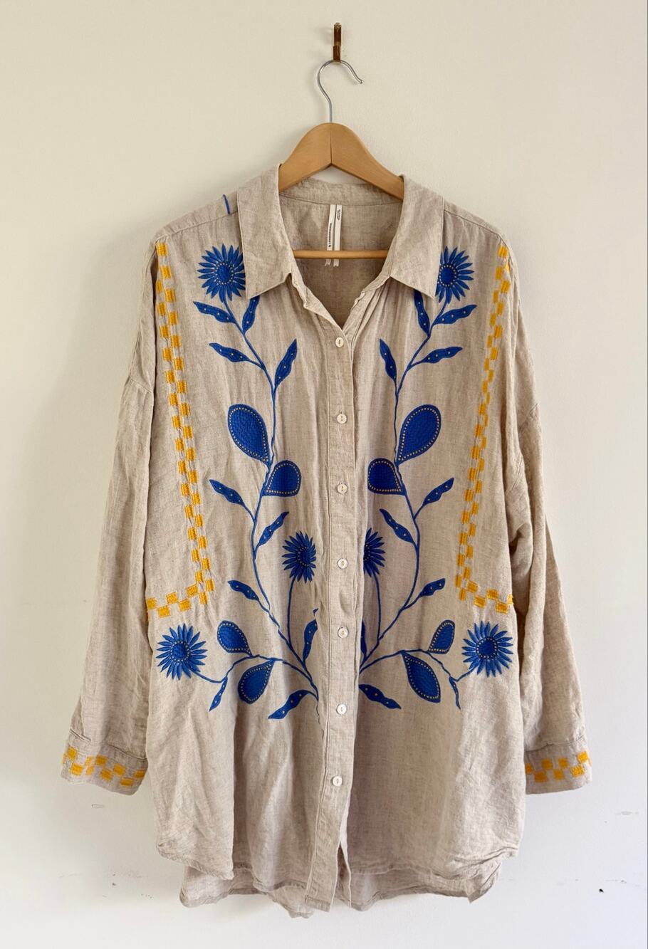 by ANTHROPOLOGIE sz XL Embroidered Linen Buttondown EUC